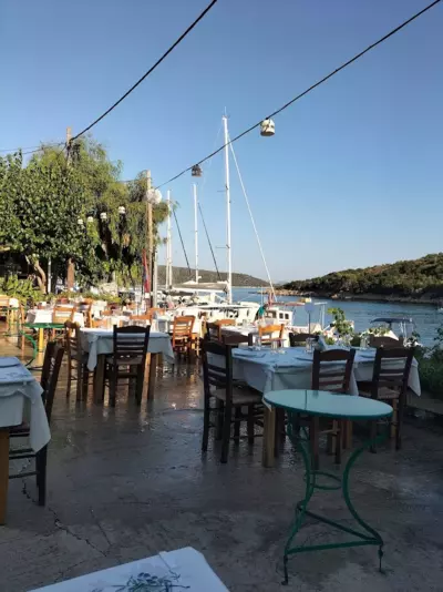 Two sisters - Alonissos Città