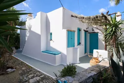 Uranos Studios - Amorgo