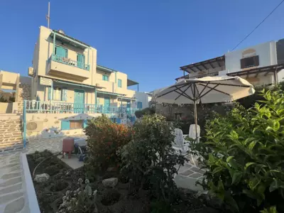 Georgia Studios - Katapola