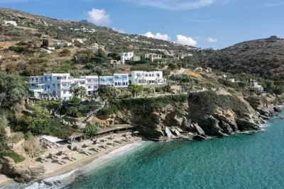 Aneroussa Beach Hotel - Mpatsi Batsi