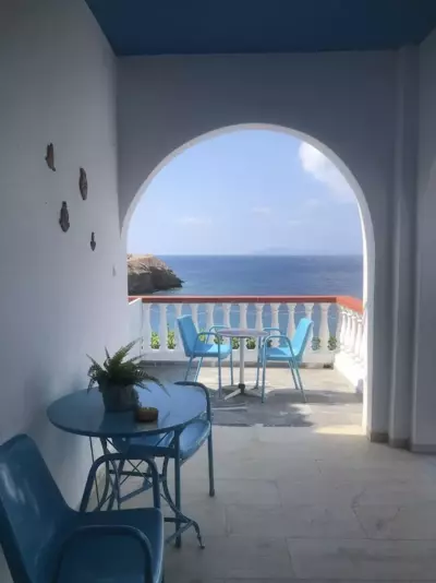 Villa Bonatsa Studios - Mpatsi Batsi