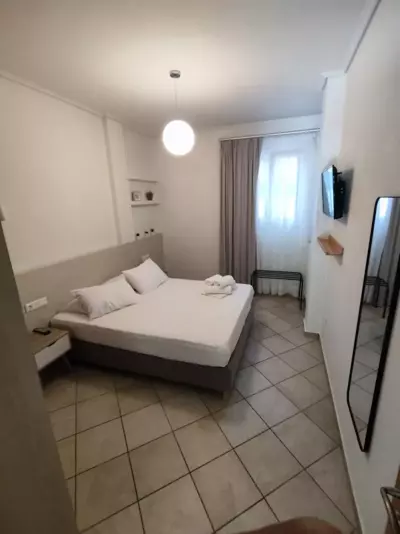 Moscha Studios - Mpatsi Batsi