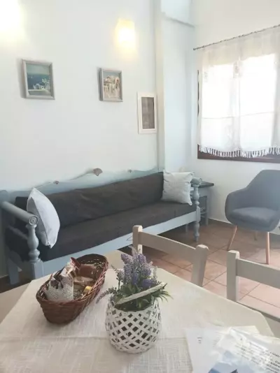 Patra's home - Andro