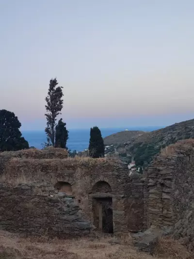 CASA DI PATOURIA , stenies Andros - Andro