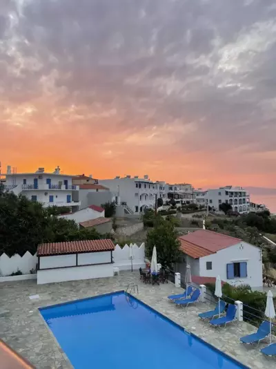 ''The Boulas'' Rooms - Megalochori