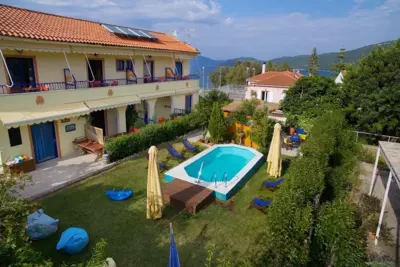 Kalypso Studios & Apartments - Karavomylos