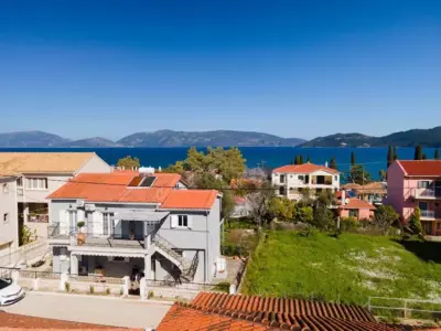 Eleni's house - Karavomylos