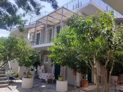 Maria Apartments - Lourdata