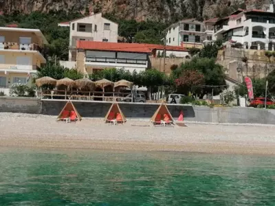 Riviera Hotel - Poros