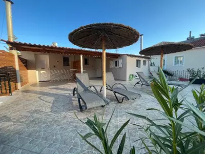 Theseus Seafront House - Sami