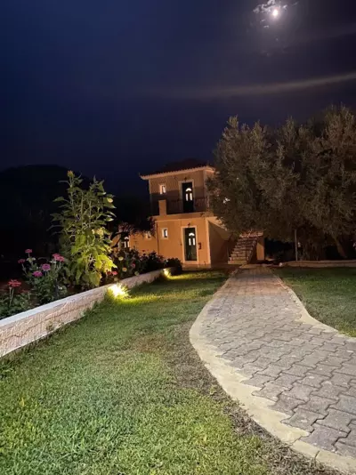 Koukounaries Studios - Skala