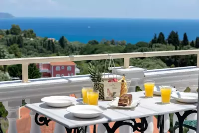 Pernari Apartments - Spartia