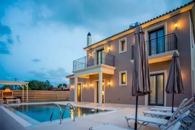 Luxury Villa Chrisi - Svoronata