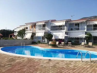 Liogerma Studios - Trapezaki