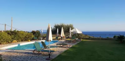 Apsedes Studios - Trapezaki