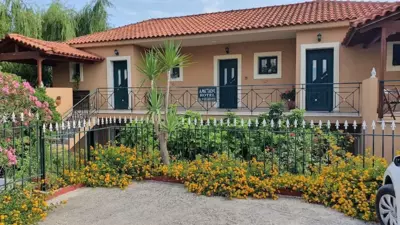 Anastasis Apartments - Trapezaki