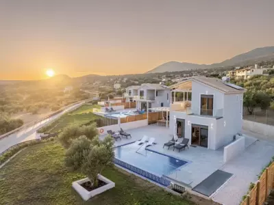 Endless Blue Private Club - Trapezaki