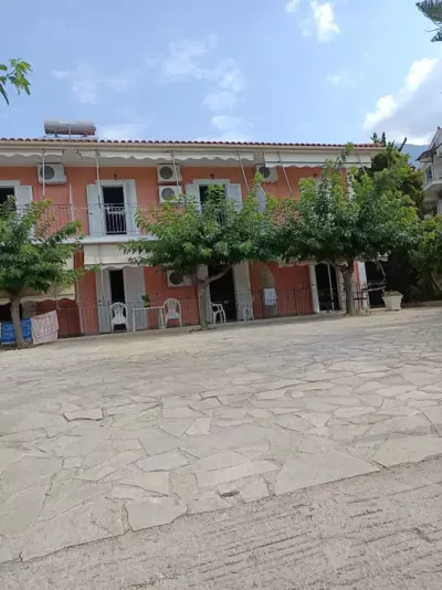 Emilia Apartments 2 - Trapezaki