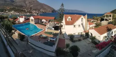MAKIS VILLAGE-APARTMENTS - Agia Effimia