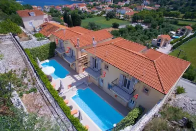 Gabriel Houses - Agia Effimia