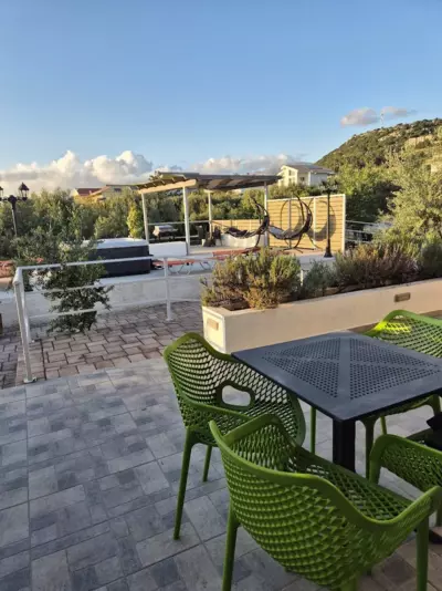 tzogias apartments helen - Argostoli