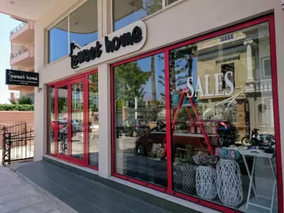 HOME SWEET HOME - Chio