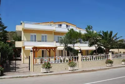 Angela Studios - Karfas