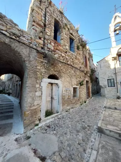 Μεσαιωνικός οικισμός - Mesta