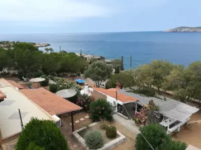 Louiza Apartments - Pyrgi