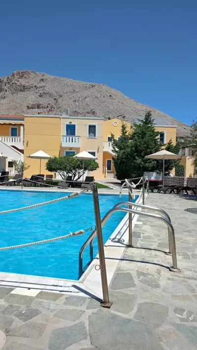 Pearl Bay Hotel Apartments - Vrontados