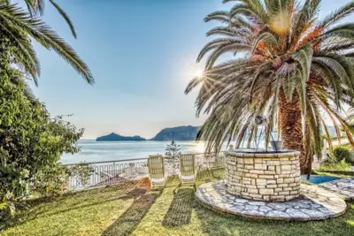 Flora House Corfu Apartments Resort - Agios Georgios Pagon