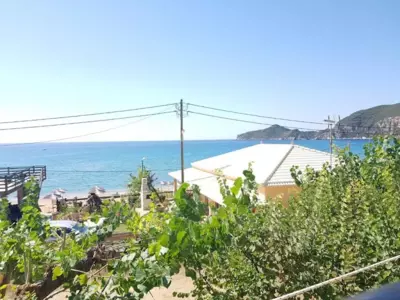 NAFSIKA Apartments - Agios Georgios Pagon