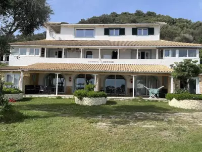 Hamre Apartments (Nicholas) - Agios Georgios Pagon