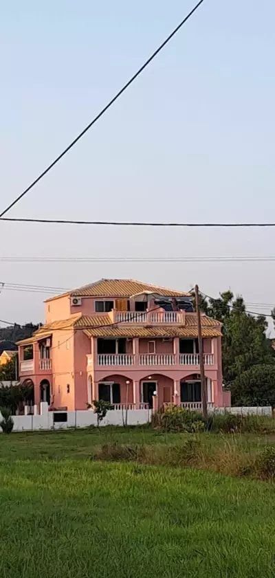 Issos Studios - Agios Georgios