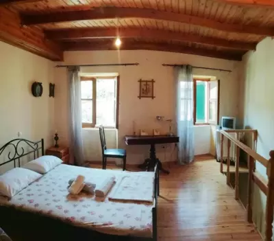 Traditional village house - Agios Matthaios