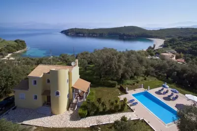 Luxurious/Modern Vacation Home (Clair De Lune) - Agios Matthaios