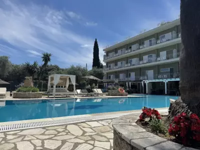 Paloma Blanca - Dassia