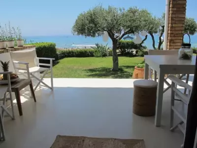 Aqua Seafront Glyfada Corfu Beach House With Garden - Glifada