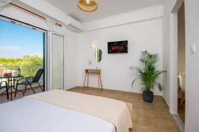 Coastal Bliss Apartments - Glifada