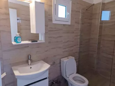 george studios 2 - Ipsos