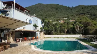 Ipsos Pool Apartments, Elena & Maria by Konnect - Ipsos