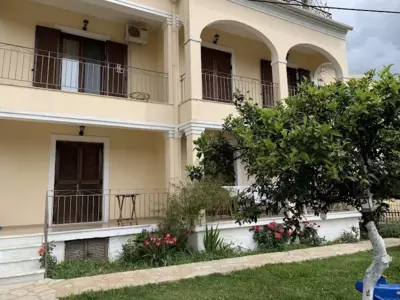 Salvanos Residence - Ipsos