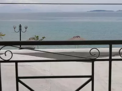 Seaview stone apartment in Ipsos Beach - Ipsos