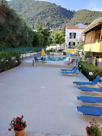 ZOI & ALEXIA APARTMENTS - Ipsos