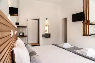 Celestial Studios - Kavos