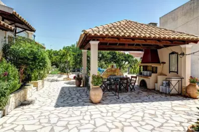 Trident Studios and Apartments - Kavos