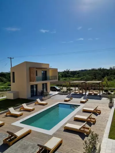 G Quattro Luxury Apartments - Lefkimmi