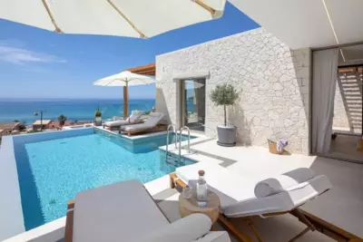 Salt & Sun Apartments by Konnect, at Kaminaki Beach - Nissaki