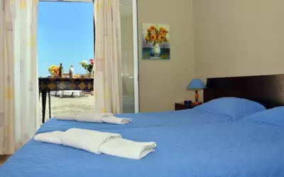 Alexandra Apartment - Nissaki