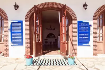 Thomas Art Hotel - Pelekas